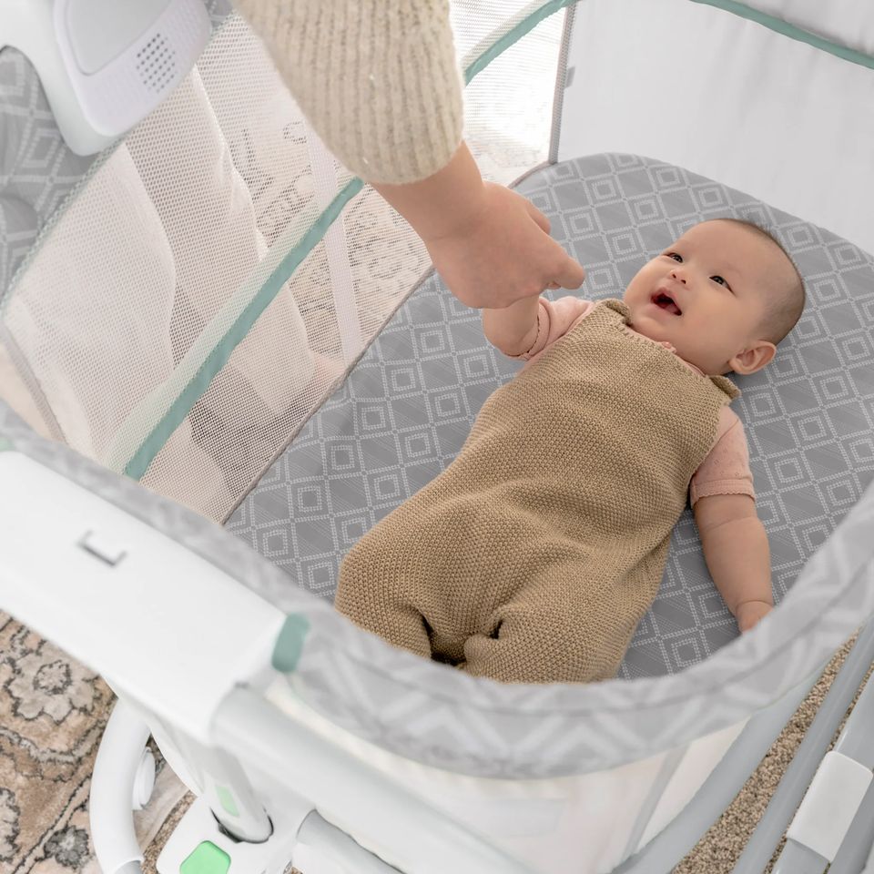 Cuna Dream Grow Bedside Bassinet Ingenuity Baby One